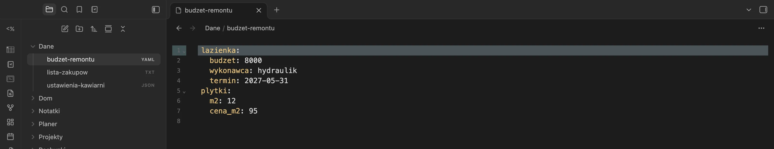 Plik YAML z budżetem remontu w tym samym edytorze, w drzewie plików obok pliki txt, yaml i json