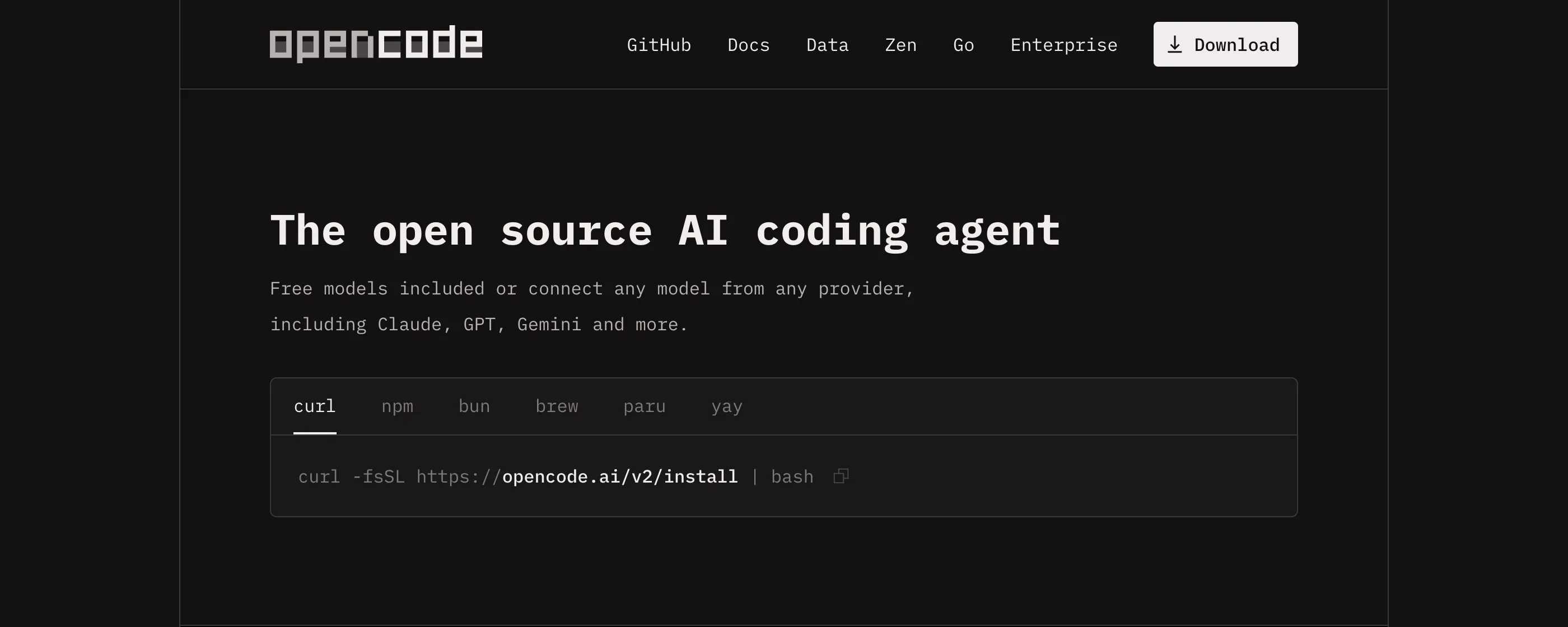 Strona opencode.ai z komendą instalacji i informacją o darmowych modelach