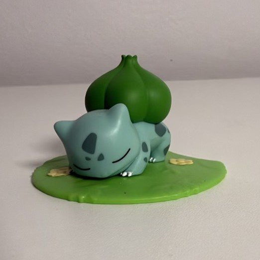 Figurka winylowa - Bulbasaur z kolekcji Damiana Ślimaka, egzemplarz numer 8